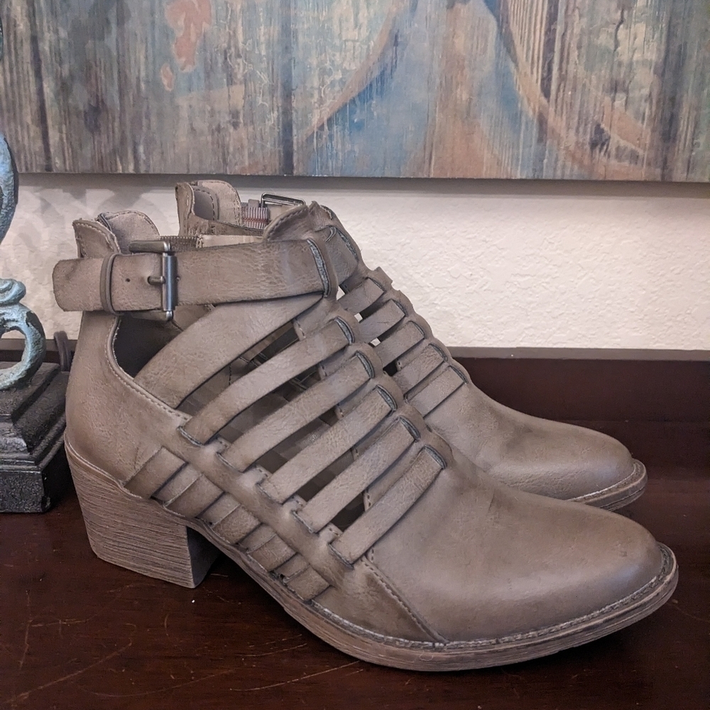 VOLATILE McKenna Strappy Ankle Booties Boots